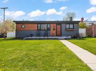 14911 Cook St, Southgate, MI 48195