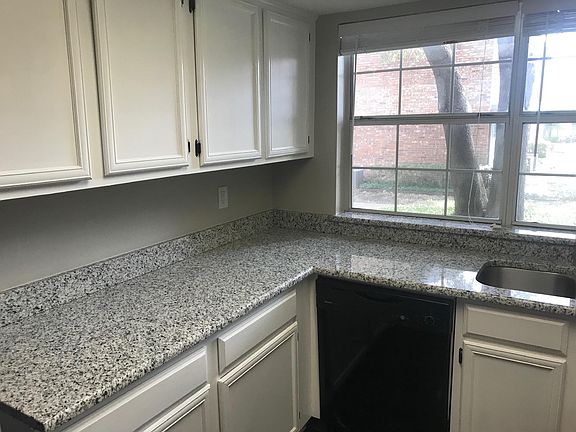 2nd image of 2535 Wedglea Dr