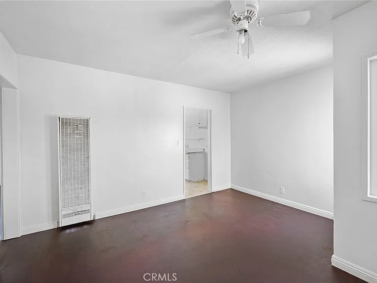 6634 Lankershim Blvd #C — Photo 3