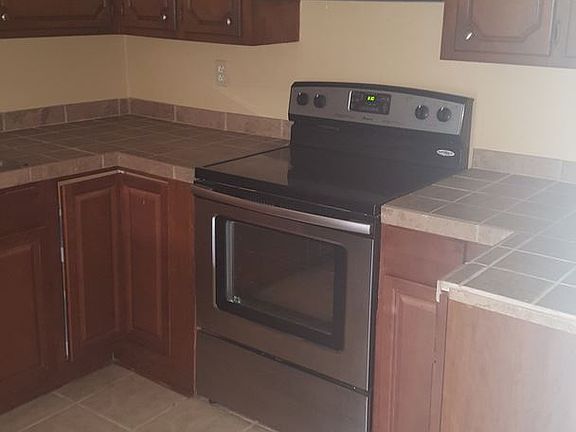 2nd image of 534 Woodhaven Dr