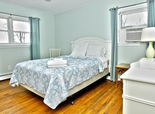 1 Floral Dr, Sound beach, NY 11789