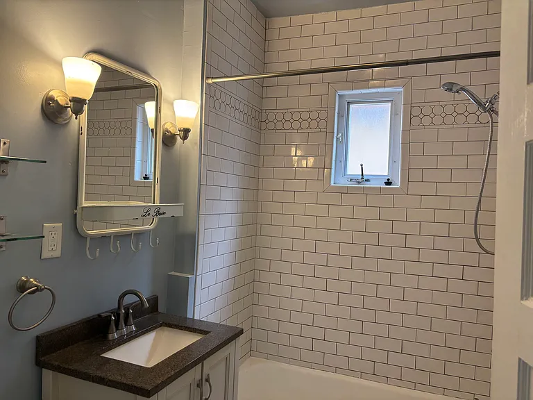 1022 Mellon St — Photo 22