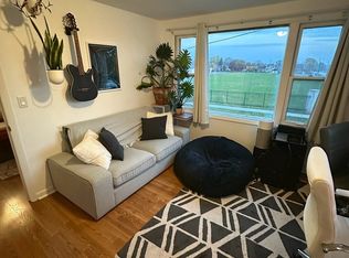 4945A S Lake Dr UNIT A, Cudahy, WI 53110