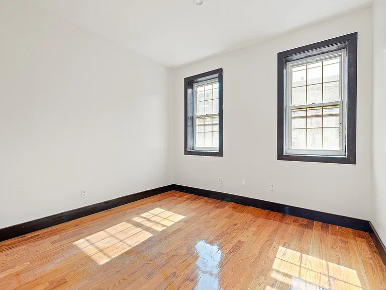 1287 Greene Ave #3R — Photo 1