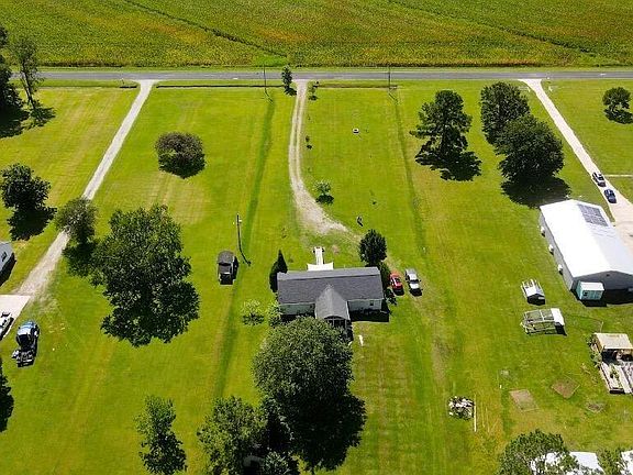 3rd image of 550 Walker Road
