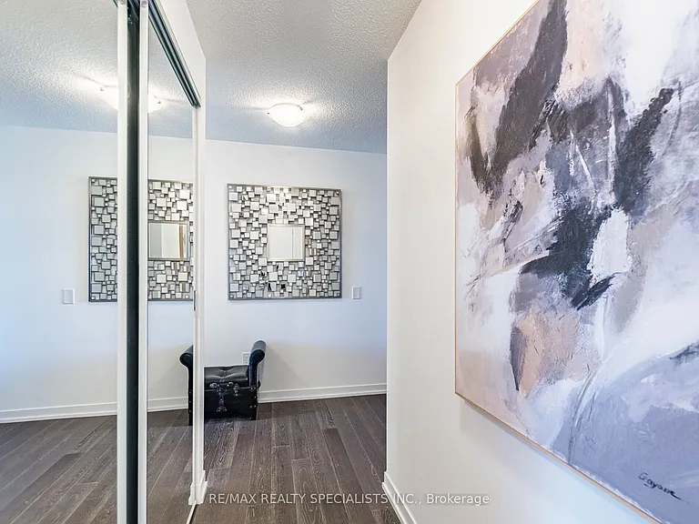 2560 Eglinton Ave W #610 — Photo 10