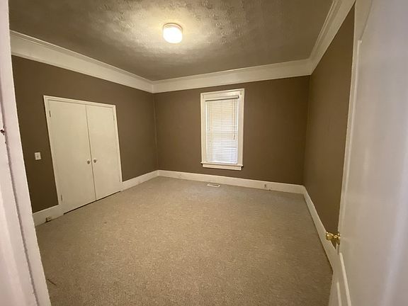 5th image of 2904 Peabody Ave