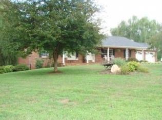 1524 Altice Mill Rd, Rocky Mount, VA 24151