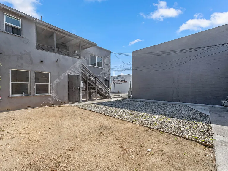 3935 Tweedy Blvd #B — Photo 13