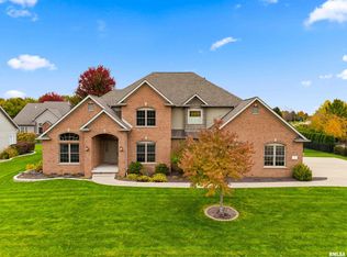 71 Sapphire Point, Morton, IL 61550