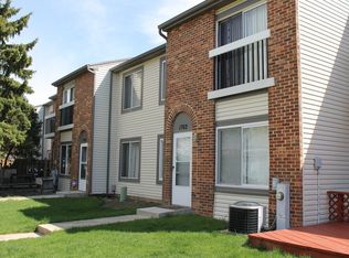 1762 Raleigh Ln, Hoffman Estates, IL 60169