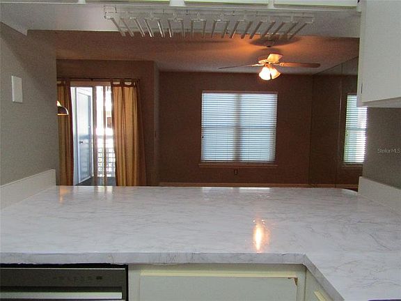 5th image of 607 S Albany Ave APT 3