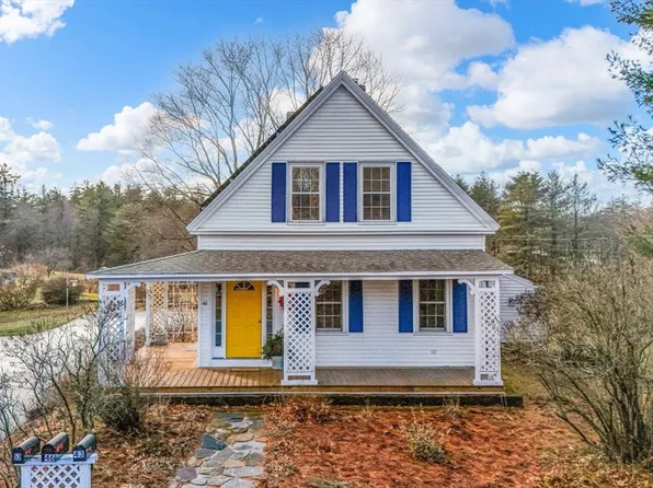 46 Arbor St, Lunenburg, MA 01462