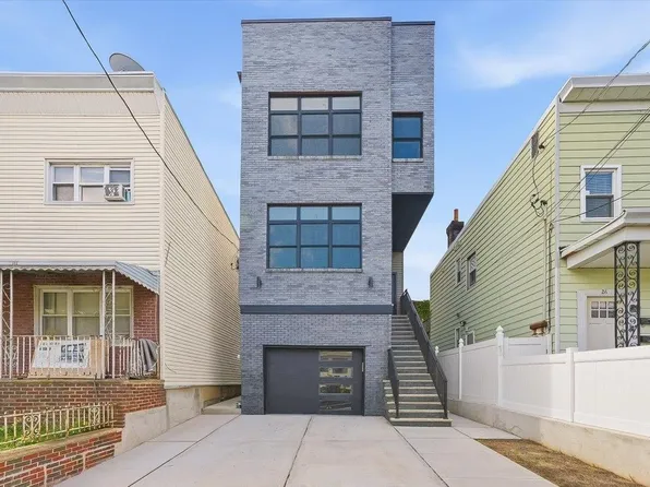 24 West 19th Street image 1 of 47