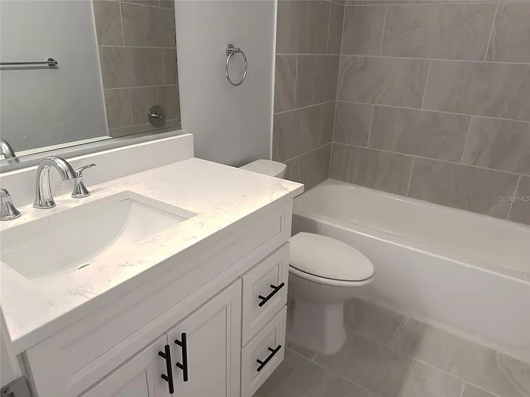 824 Padua Ln — Photo 19