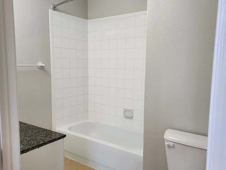 615 Founders Dr — Photo 27