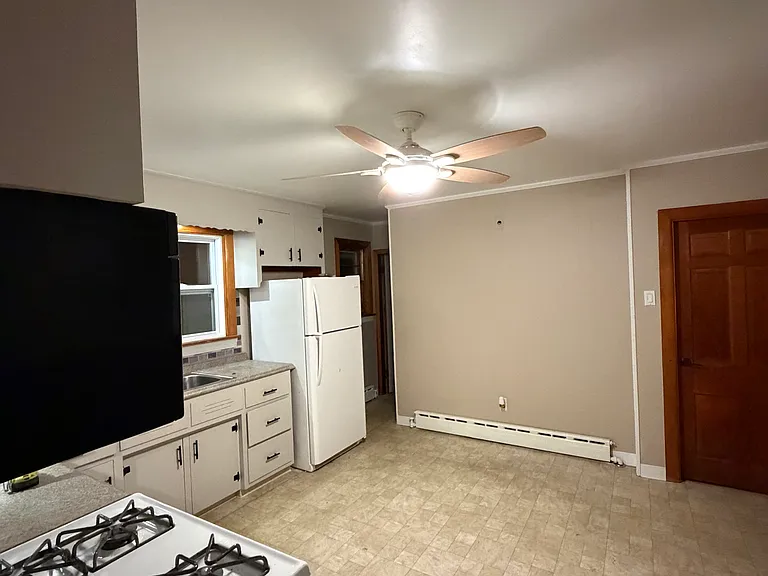 121 Myrtle St #1 — Photo 10