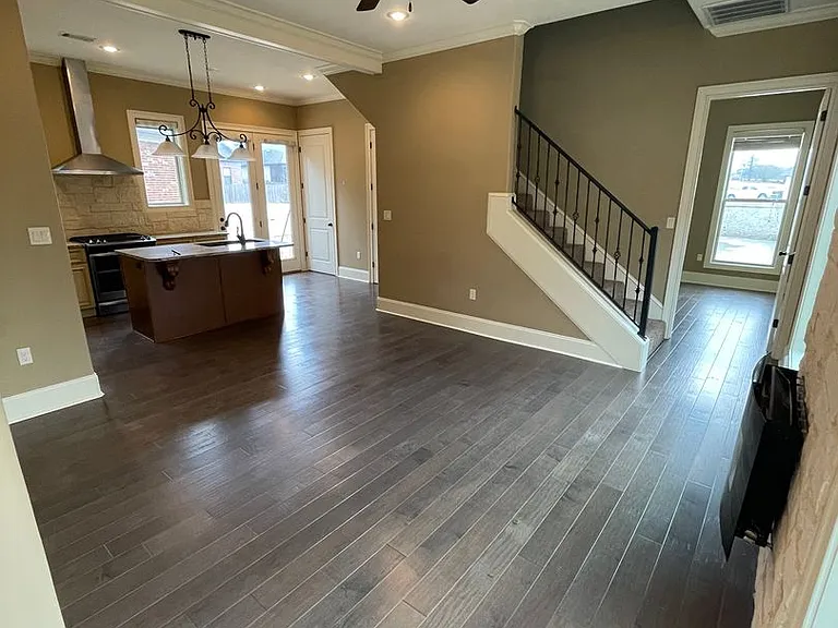 2803 Village Meadow Cv — Photo 2
