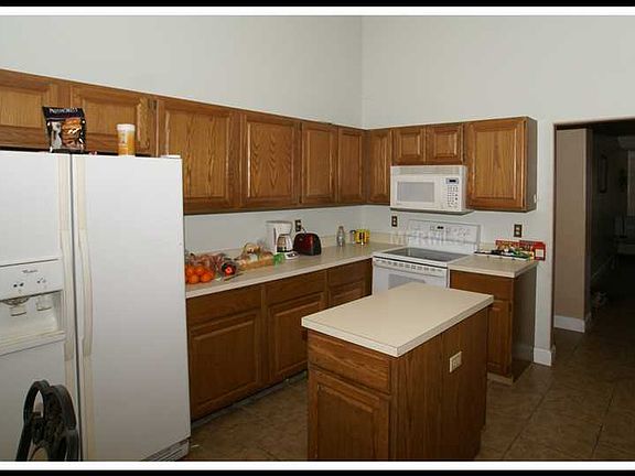 5th image of 6604 Terrapin Ct