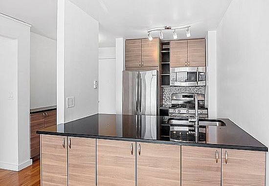 1st image of 376 Broadway APT 21C