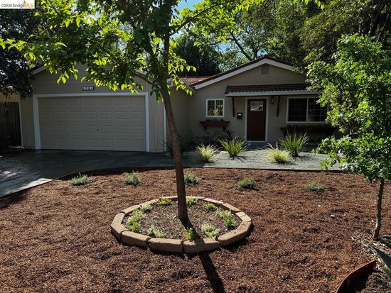 1501 Madrone Ln, Davis, CA 95618