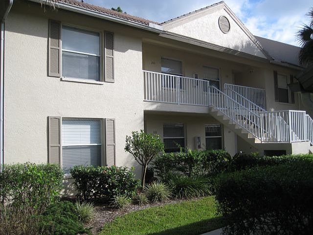 1st image of 193 Robin Hood Cir Unit 102
