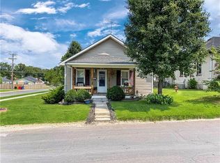 2102 Madison St, Lexington, MO 64067