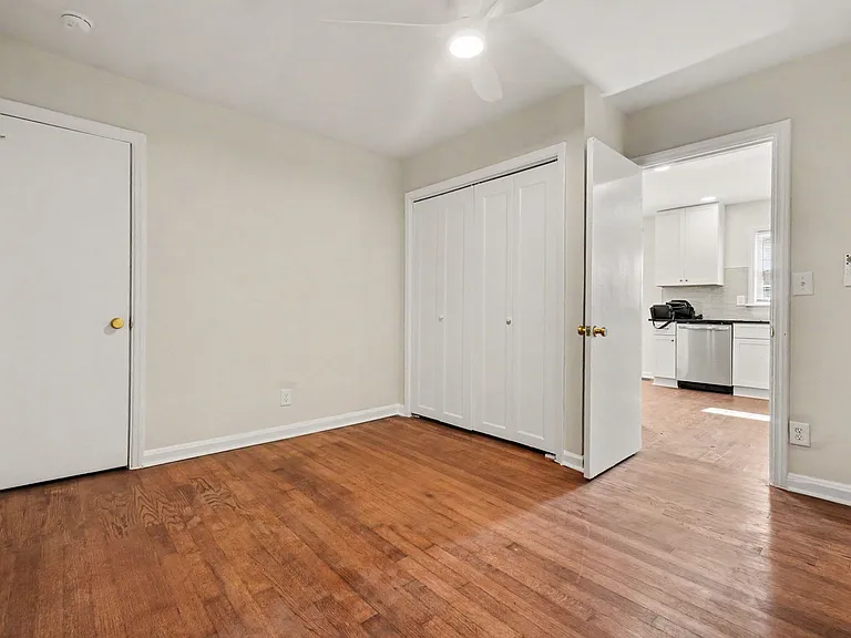 490 Lynnhaven Dr SW — Photo 10