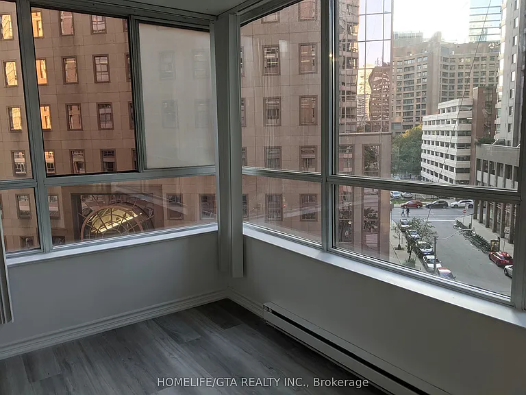 717 Bay St #707 — Photo 12