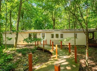 121 Skeleton Rd NW, Dellroy, OH 44620
