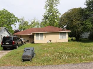 6629 Madison Blvd, Groves, TX 77619