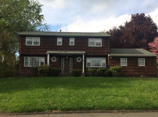 3 Patricia Ln, Spring Valley, NY 10977