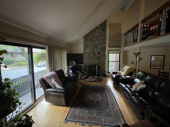 82 Kingsberry Dr UNIT 82