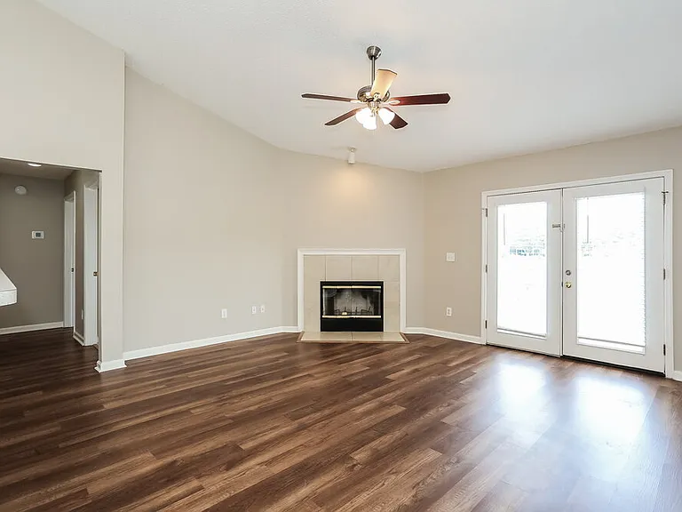 2479 Coachman Lakes Dr — Photo 4