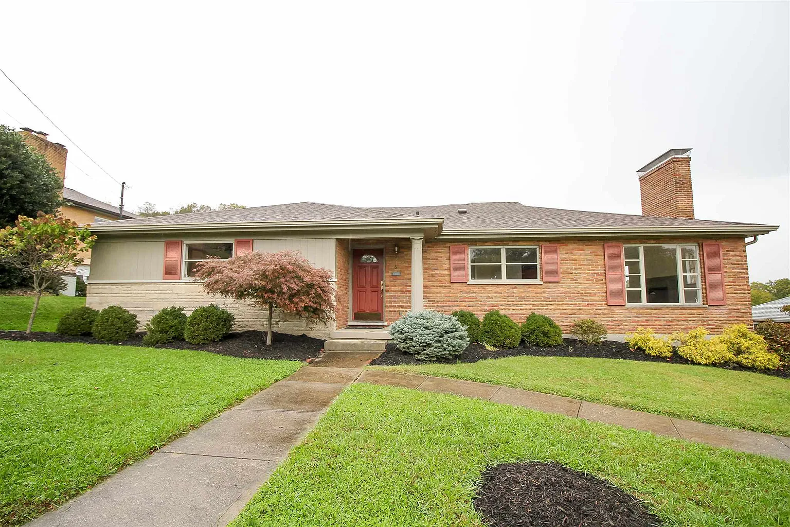 61 Donnelly Dr photo 1