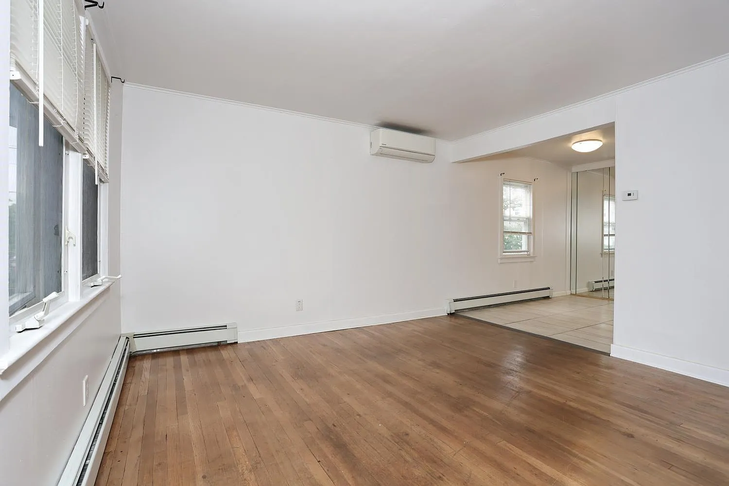 2 bed, $2,500 — Photo 2