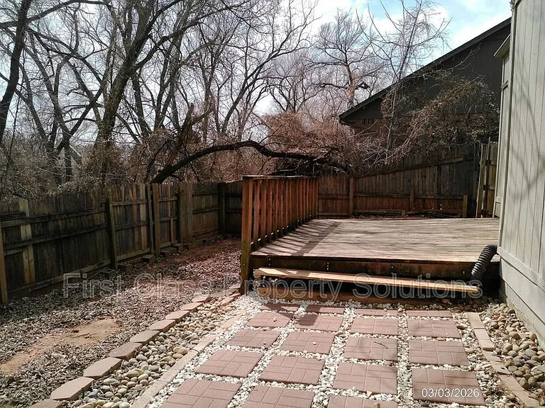 1406 Mary Lee Ln — Photo 21