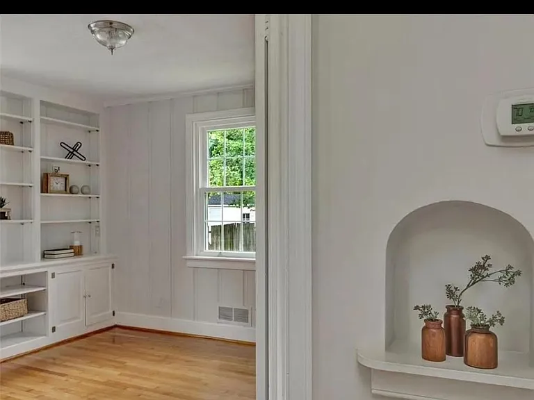 5013 W Franklin St — Photo 3