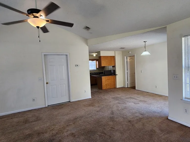 2318 Beech St — Photo 23