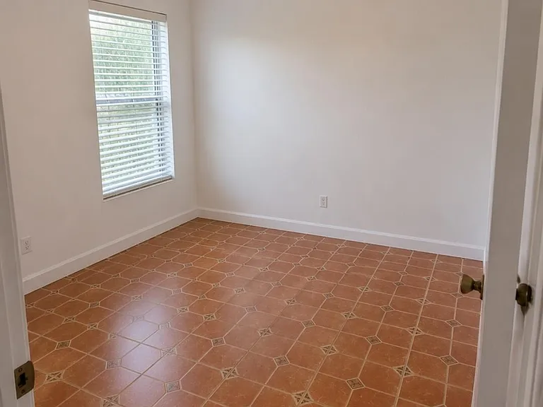 1567 SW Leisure Ln — Photo 16