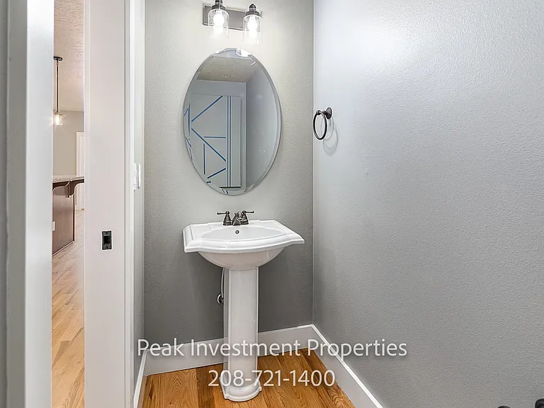 4721 S Silvermaple Ave — Photo 25