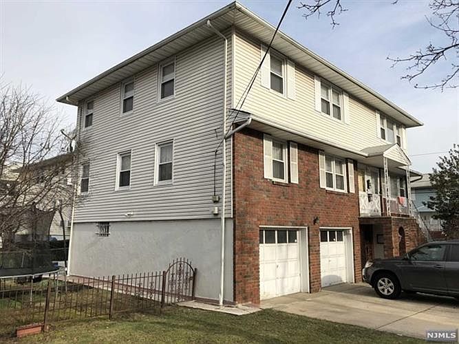 2nd image of 395 Mayer Ct