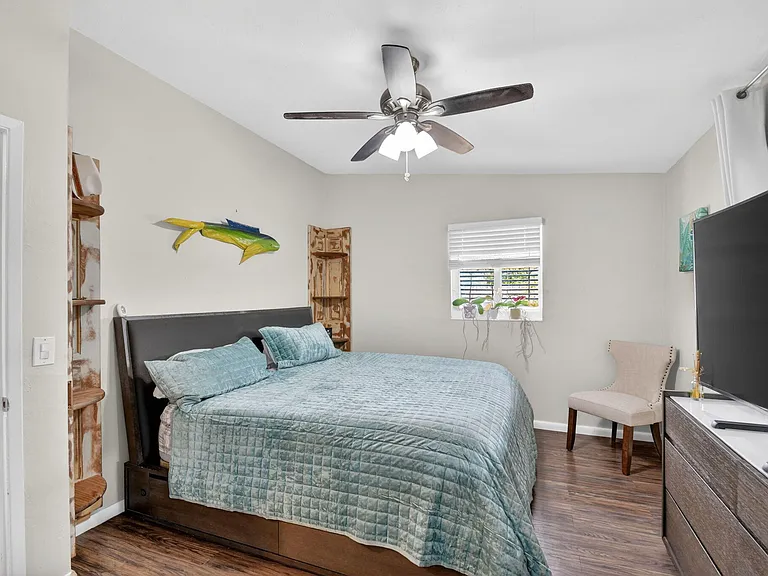 318 Glen Arbor Ter — Photo 10