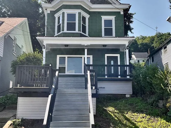 621 Schuylkill Ave, Pottsville, PA 17901