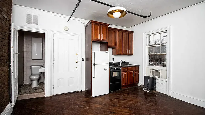 Rented by RBM Management | media 10