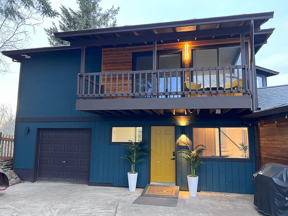 Fresh paint and new roof: both late 2023