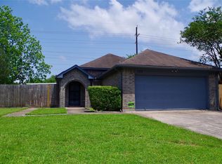 930 Moorside Ln, Channelview, TX 77530