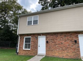 2341 Carmine St APT 6, Charlotte, NC