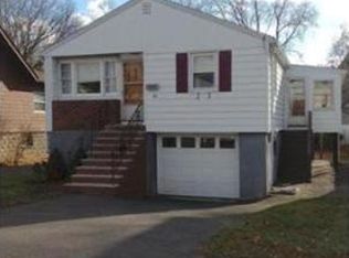 63 Dudley St, Saugus, MA 01906