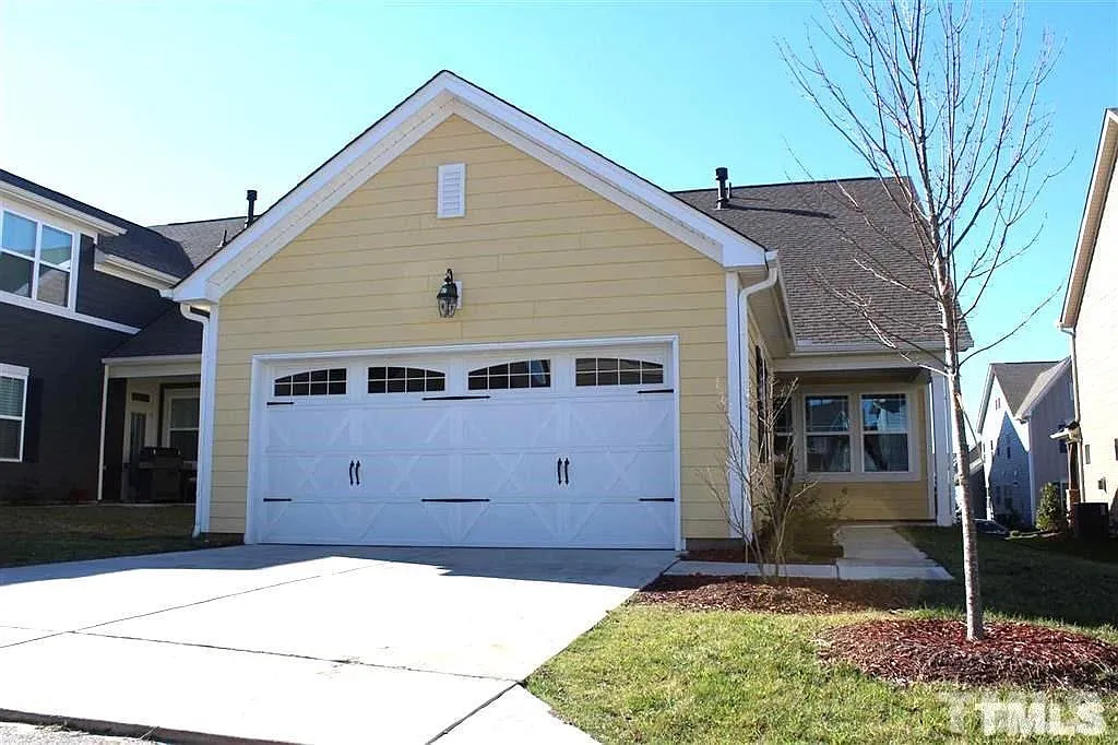 Building Photo - 1133 Pemberly Ave